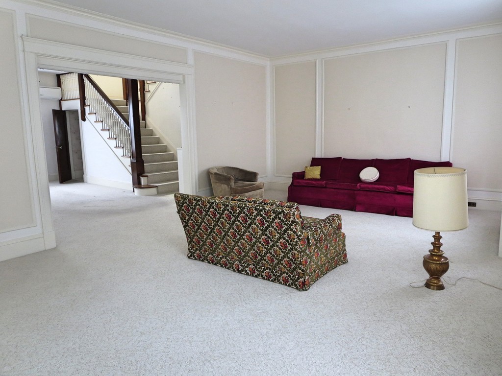 73 Sagamore Road Worcester, MA 01609 - Photo 7 of 30 Gallery Image 7