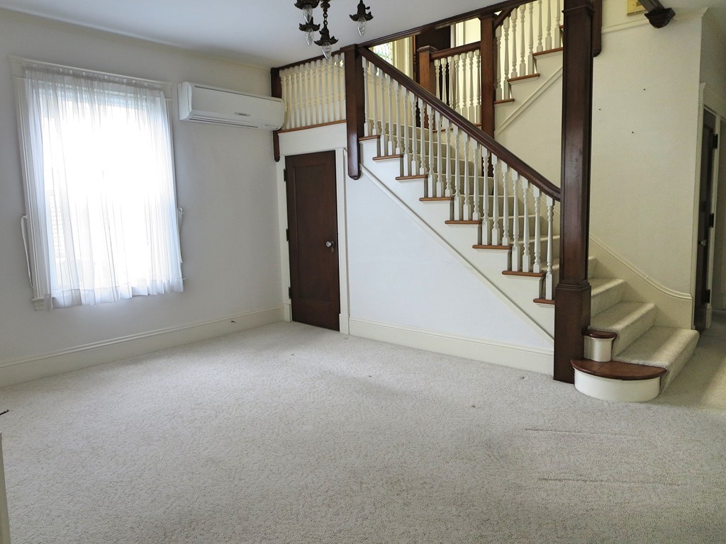 73 Sagamore Road Worcester, MA 01609 - Photo 9 of 30 Gallery Image 9