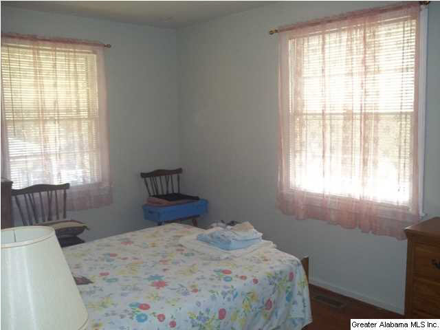 4647 Saks Road Anniston, AL 36206 - Photo 11 of 18