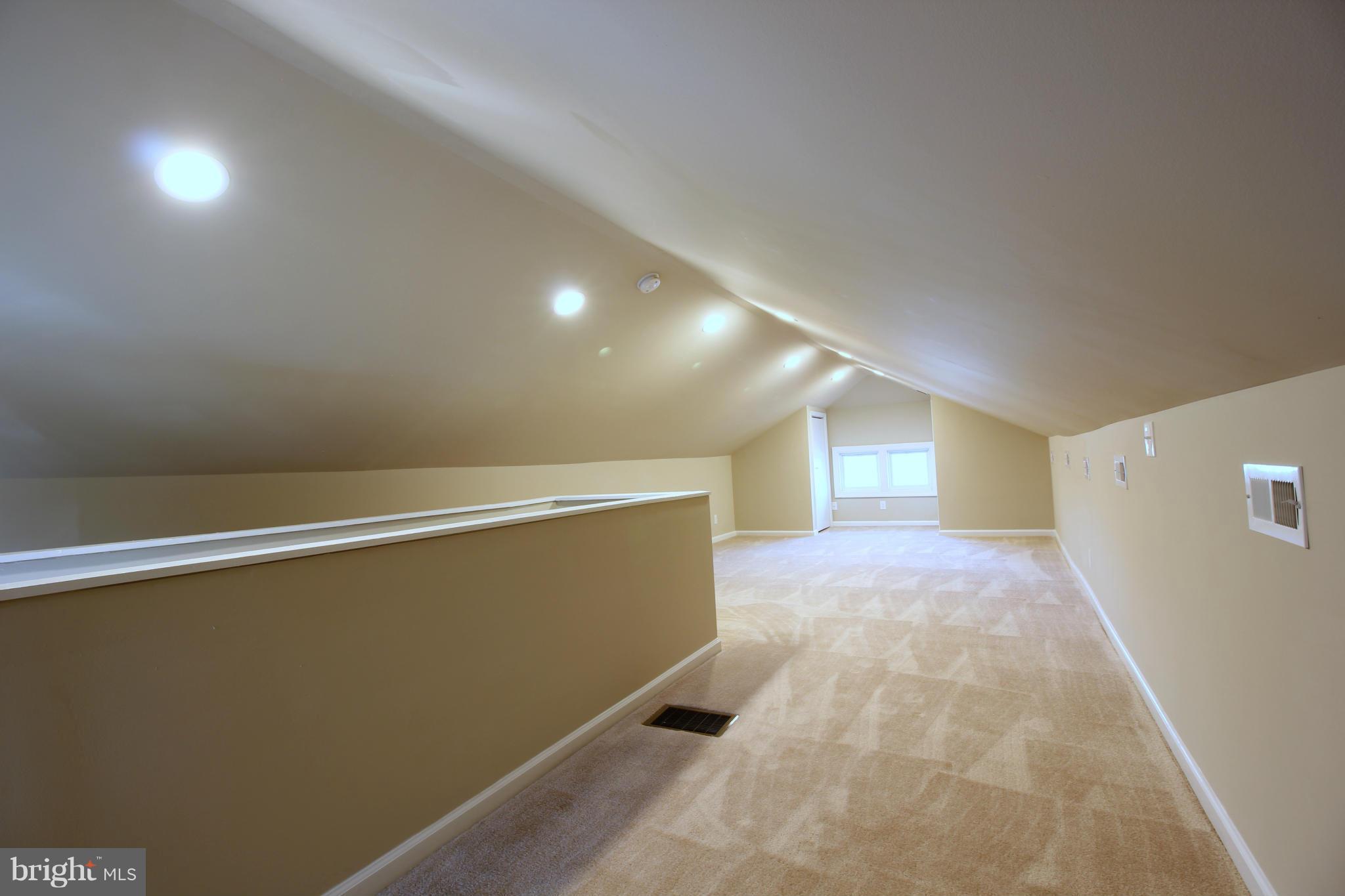 2213 Sulphur Spring Road Halethorpe, MD 21227 - Photo 23 of 29 Bedroom