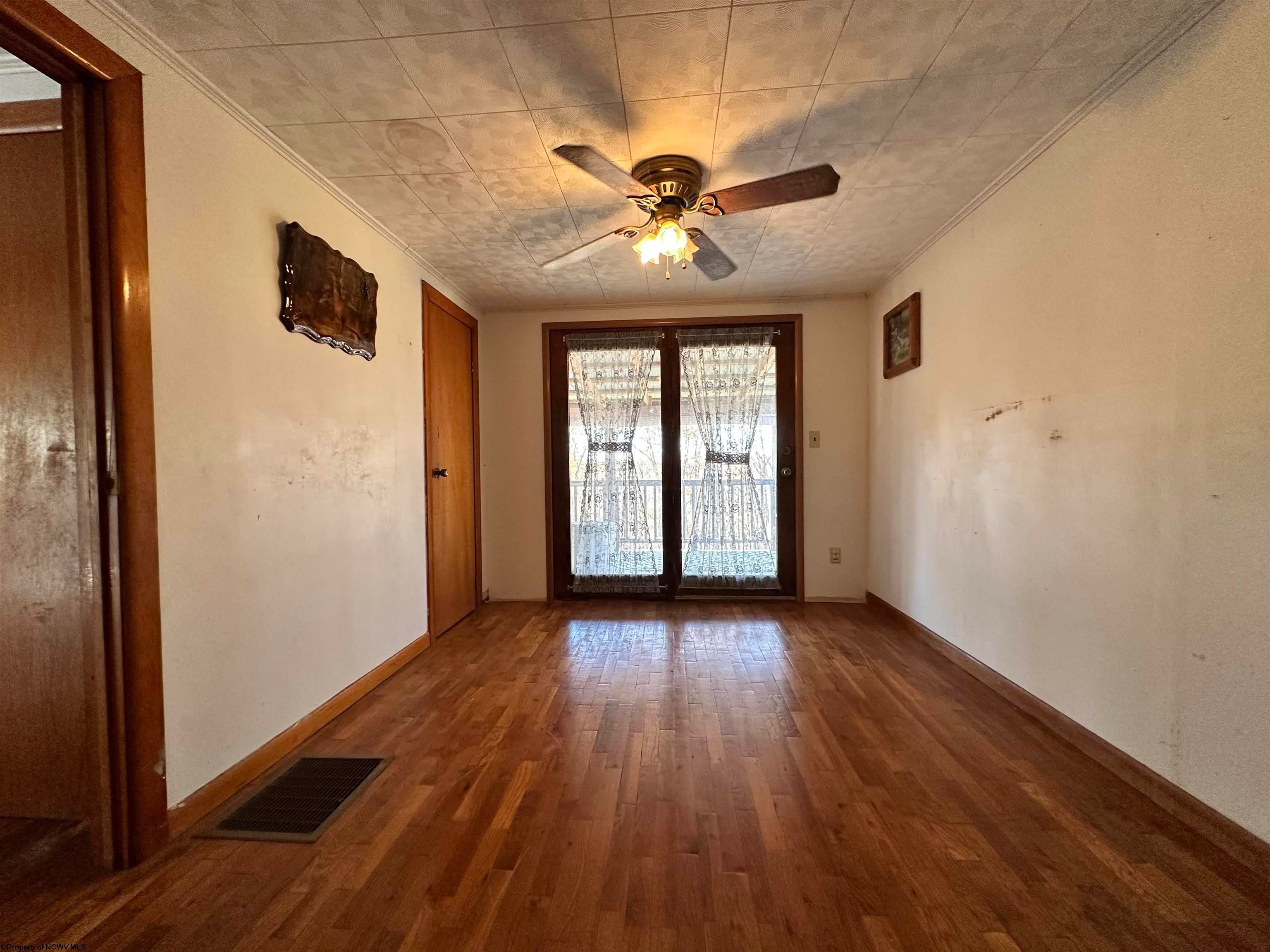 394 Powell Road Fairmont, WV 26554 - Photo 9 of 21 Gallery Image 9