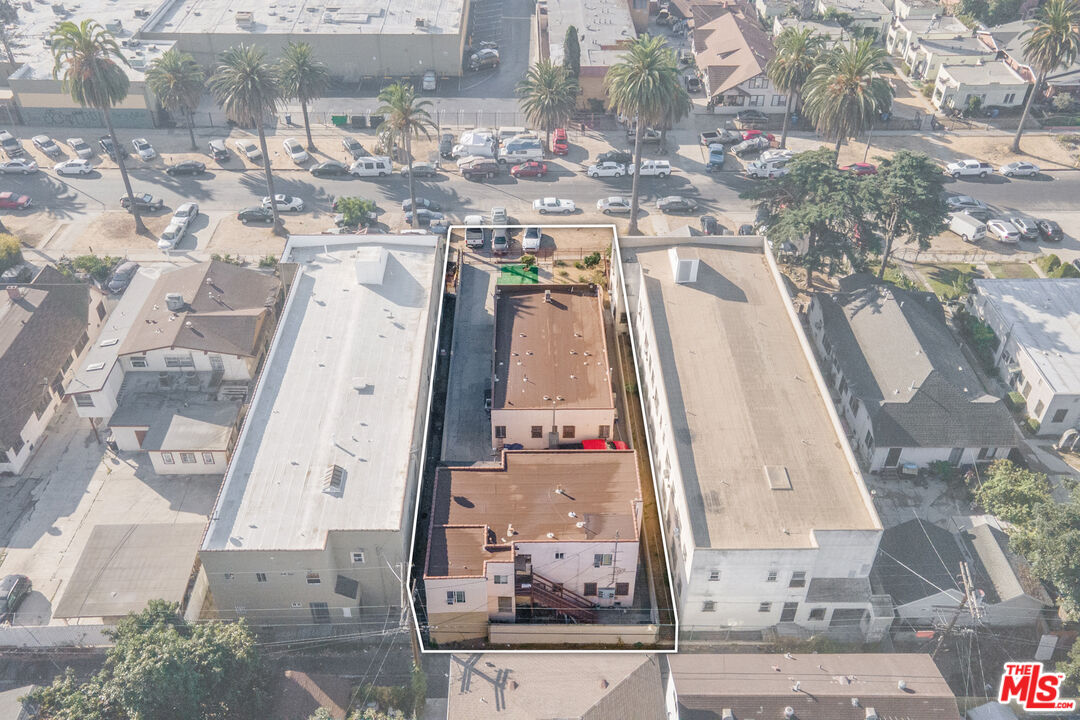 1045 Browning Boulevard Los Angeles, CA 90037 - Photo 12 of 15