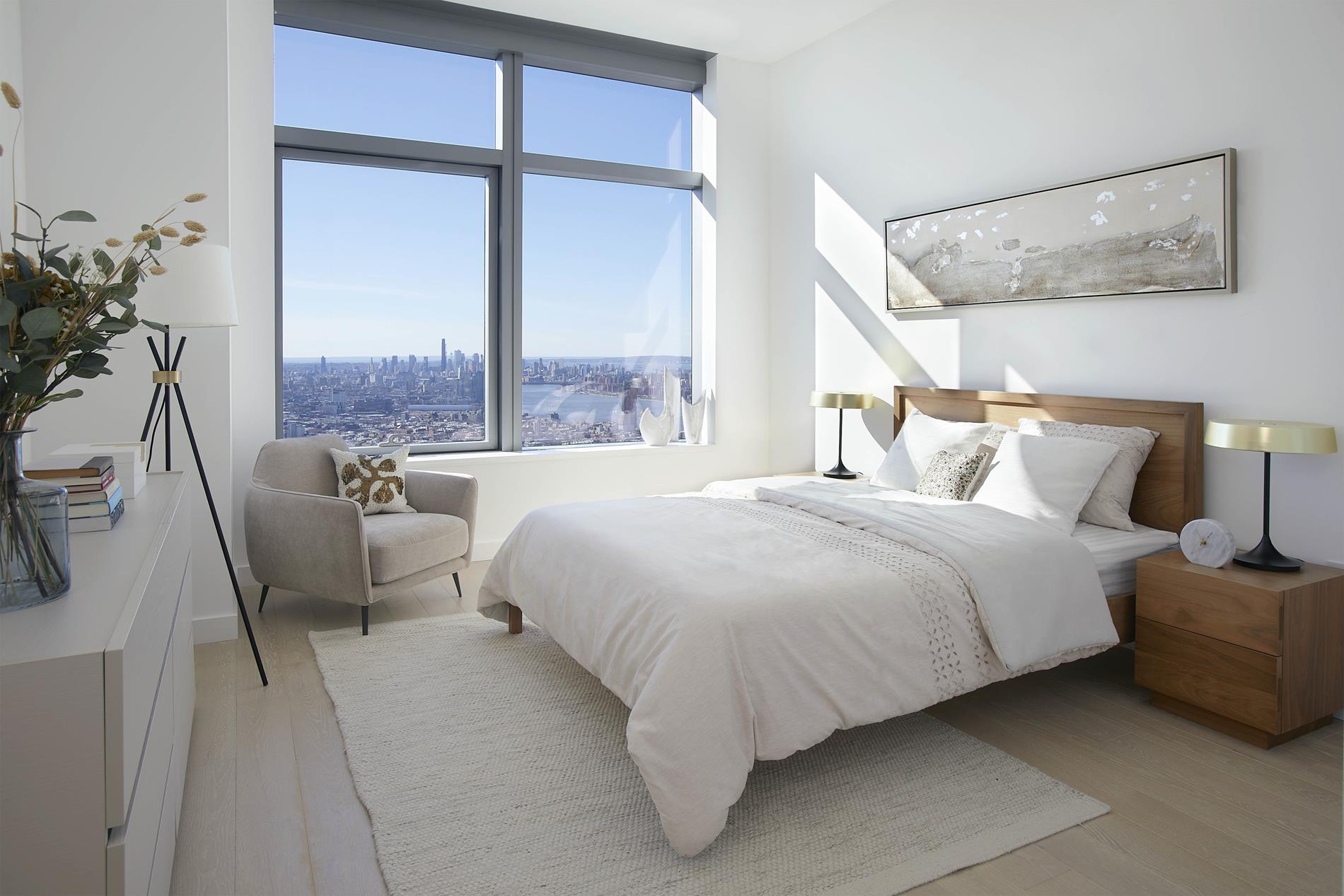 3 Court Square, Unit PH307 Queens, NY 11101 - Photo 1 of 9