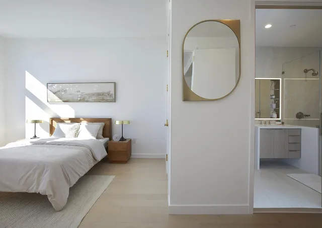 $3,000,000 | 3 Court Square, Unit PH307 | Long Island City