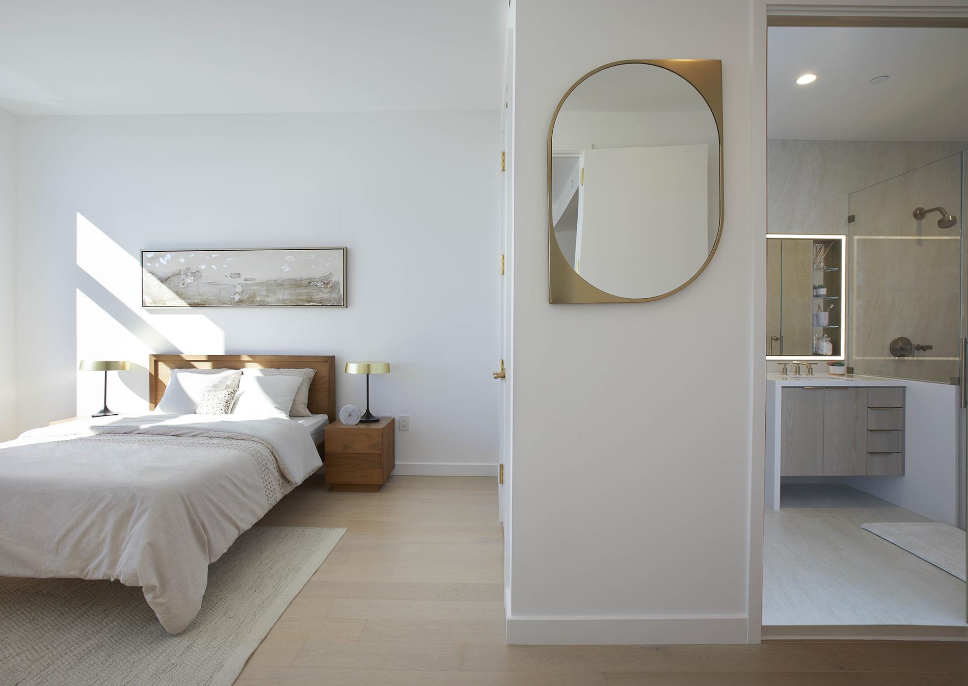 3 Court Square, Unit PH307 Queens, NY 11101 - Photo 2 of 9