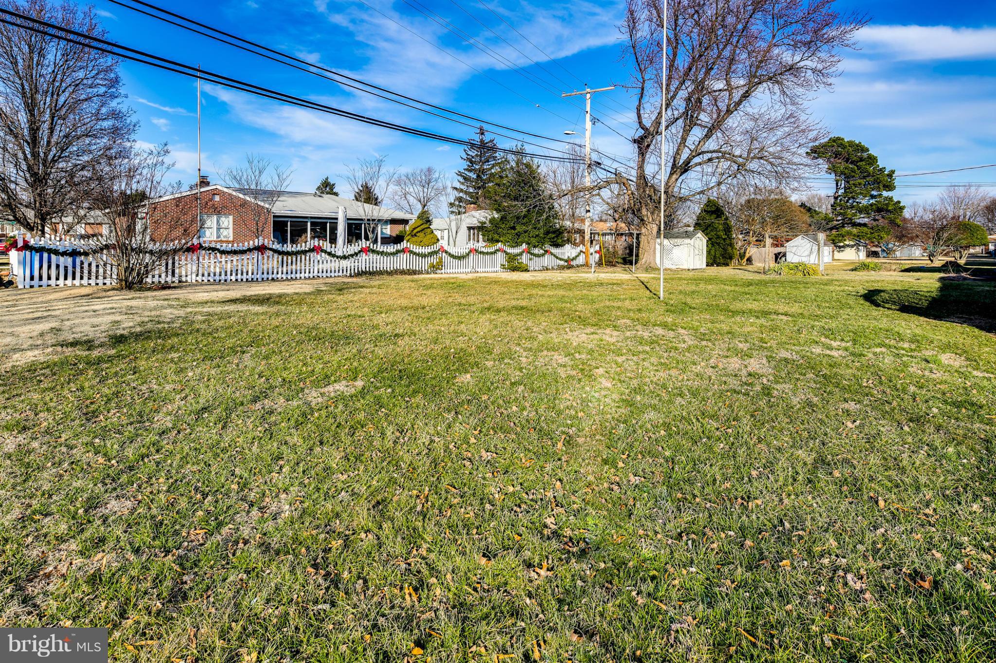 700 East Maple Road Linthicum, MD 21090 - Photo 24 of 29 a view of a town with palm trees