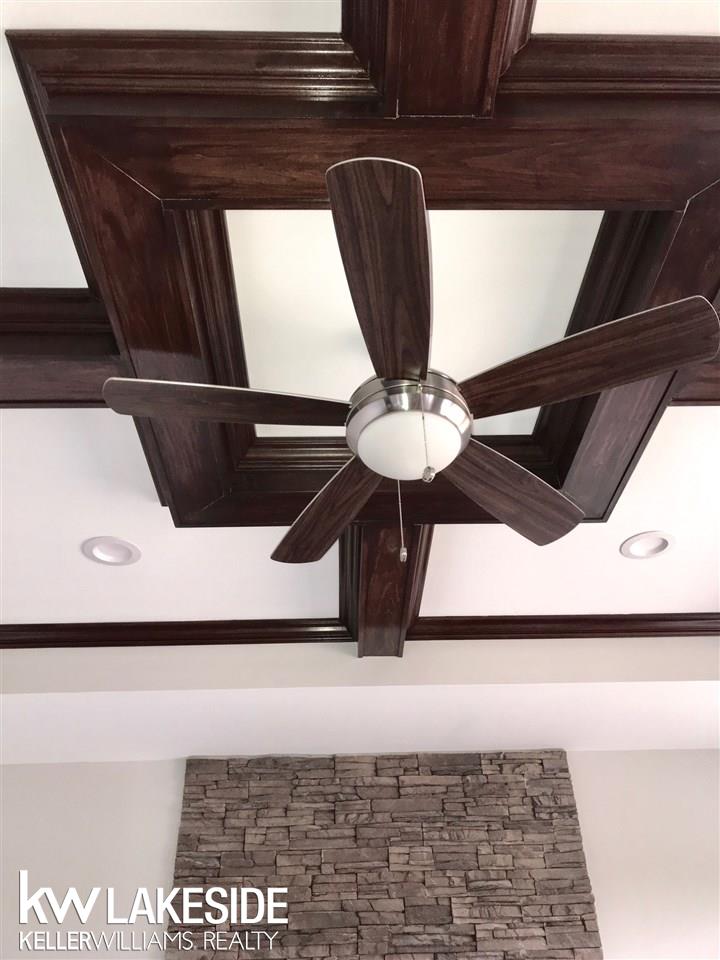 1900 Rosati Court Rochester Hills, MI 48307 - Photo 8 of 49