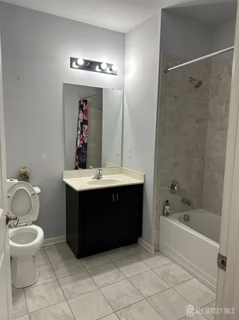 $2,500 | 446 Micali Way, South Plainfield, NJ 07080