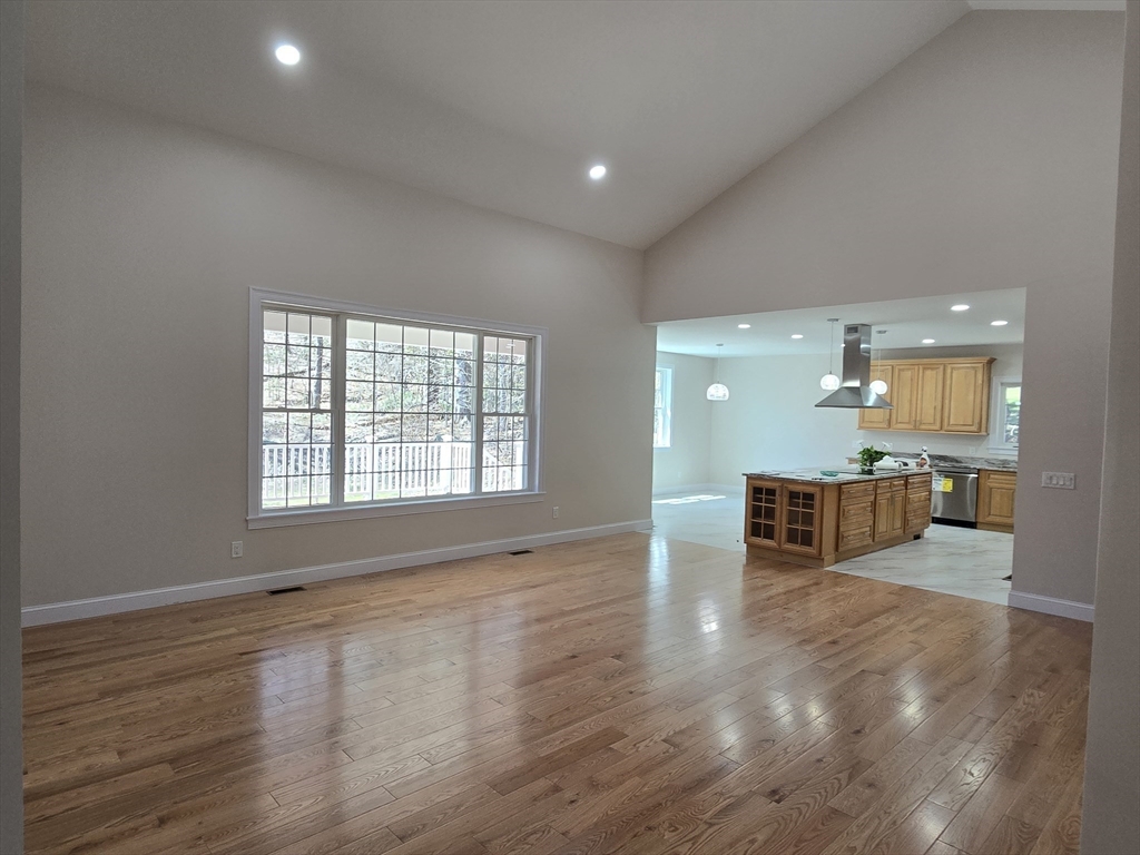 73 Dudley Hill Road Dudley, MA 01571 - Photo 31 of 41