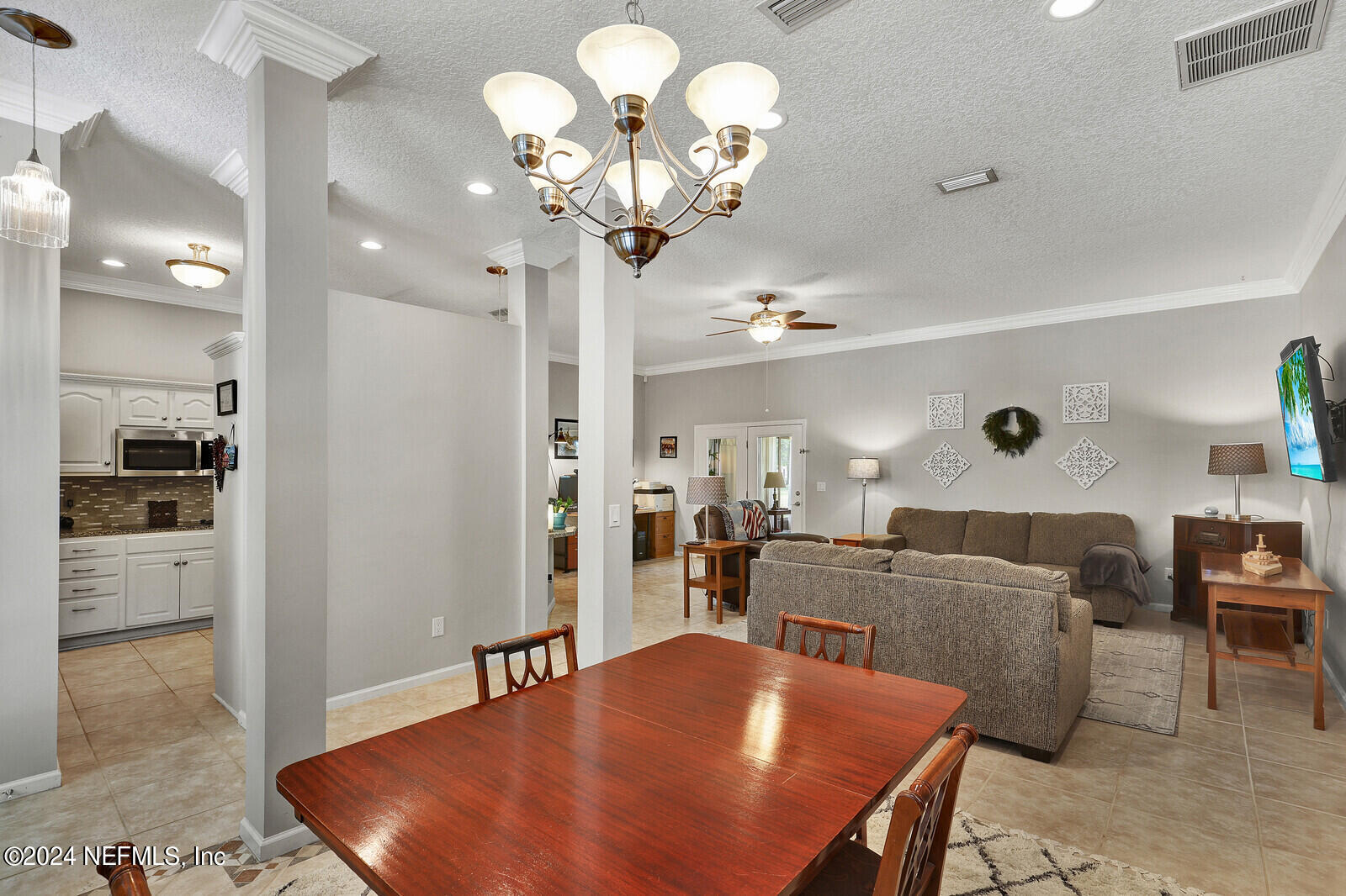 687 Ohara Road Middleburg, FL 32068 - Photo 10 of 35 Dining to Living