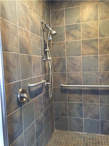 1041 Long Shot Drive Springfield, TN 37172 - Photo 11 of 18 MASTER SHOWER