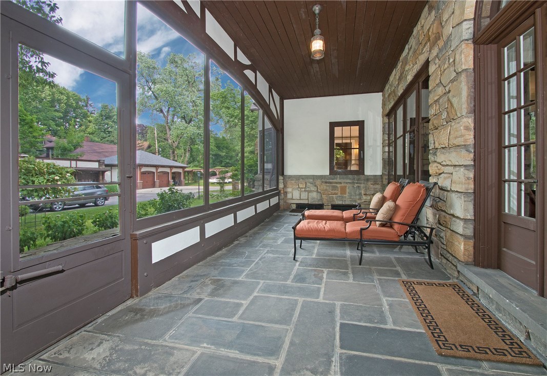2677 Berkshire Road Cleveland, OH 44106 - Photo 33 of 35
