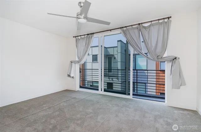 $3,550 | 3810 California Avenue Southwest, Unit C, Seattle, WA 98116