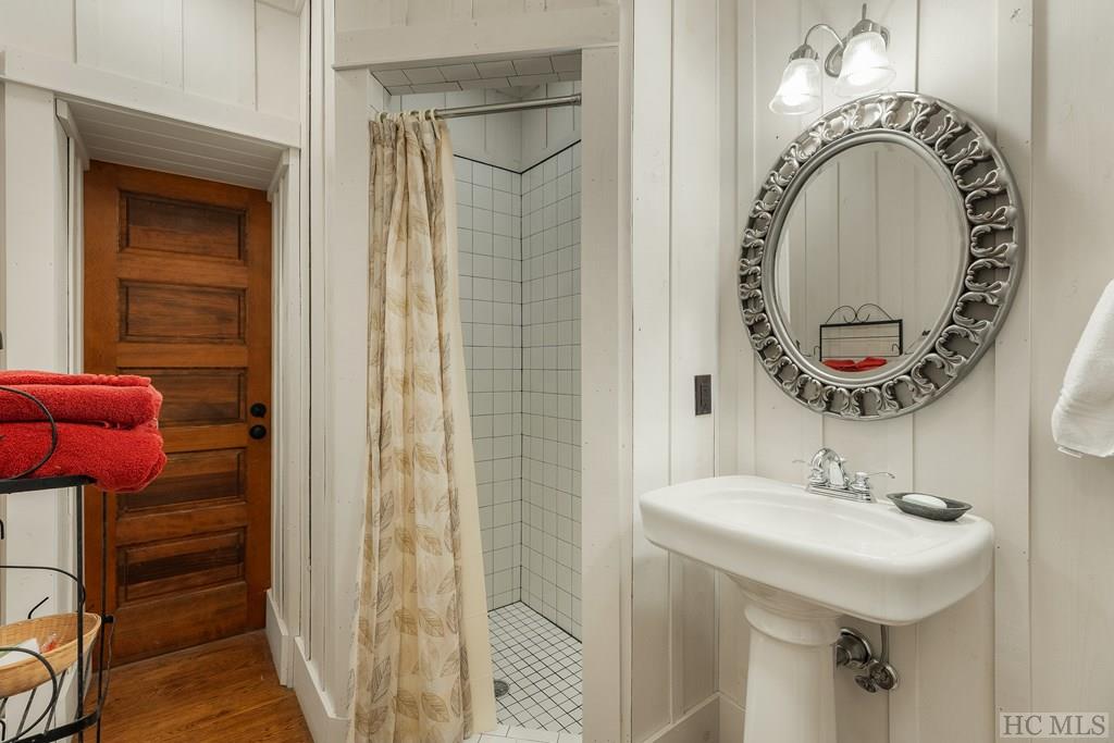1124 Billy Cabin Road Highlands, NC 28741 - Photo 65 of 67 Gallery Image 65