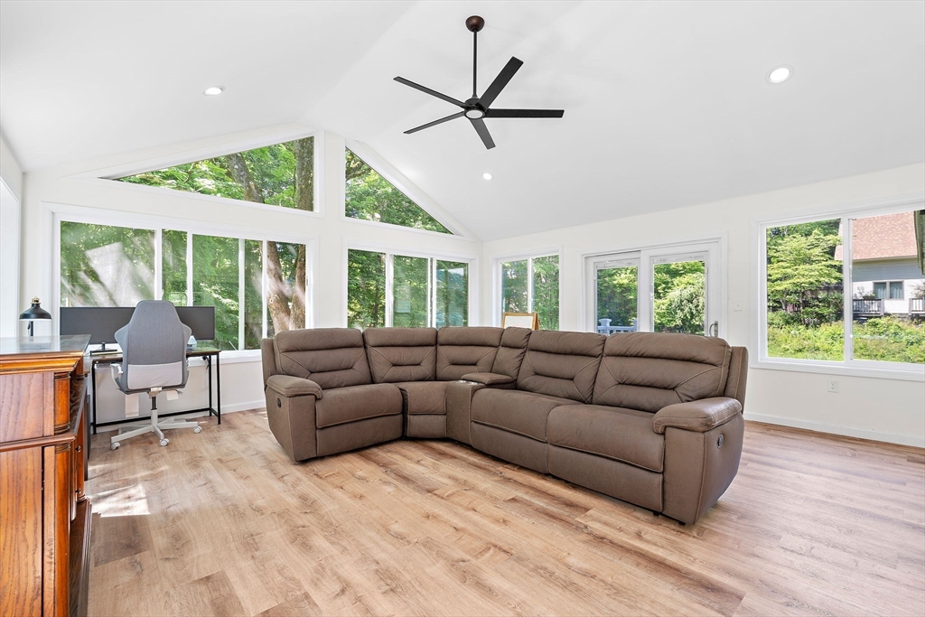 75 Proctor Road Chelmsford, MA 01824 - Photo 10 of 34
