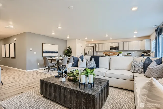 $605,950 | 19925 137th Ave Court East, Graham, WA 98338