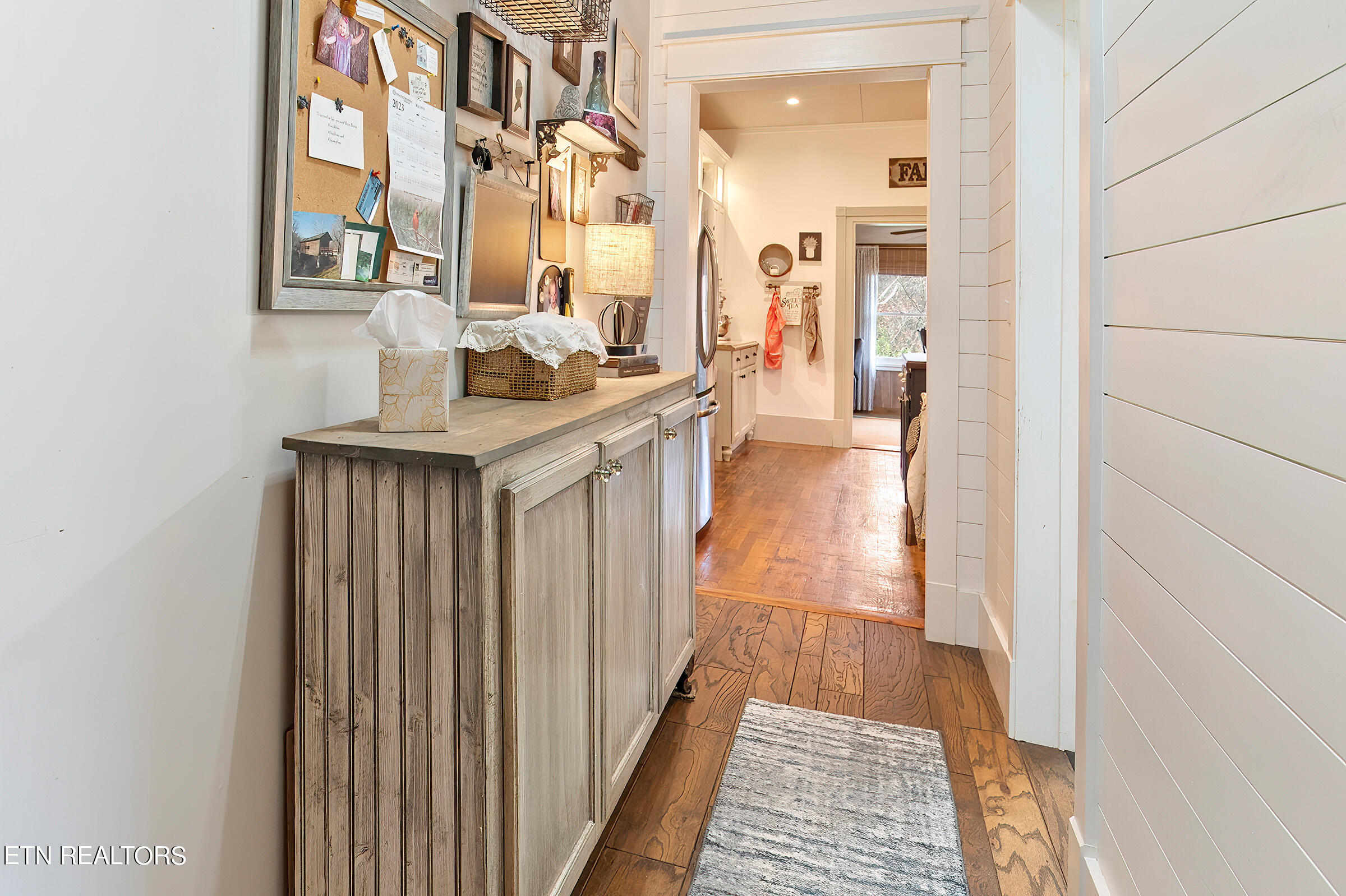 532 Harrisburg Road Sevierville, TN 37876 - Photo 16 of 33 Hallway
