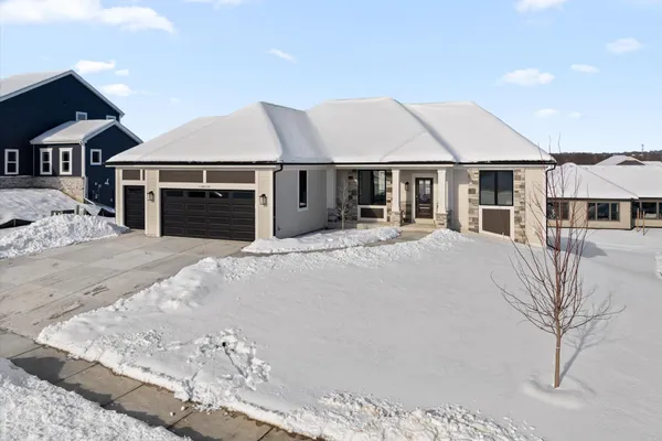 $741,900 | N56-w20744 Carnoustie Way, Unit LT85, Menomonee Falls, WI 53051