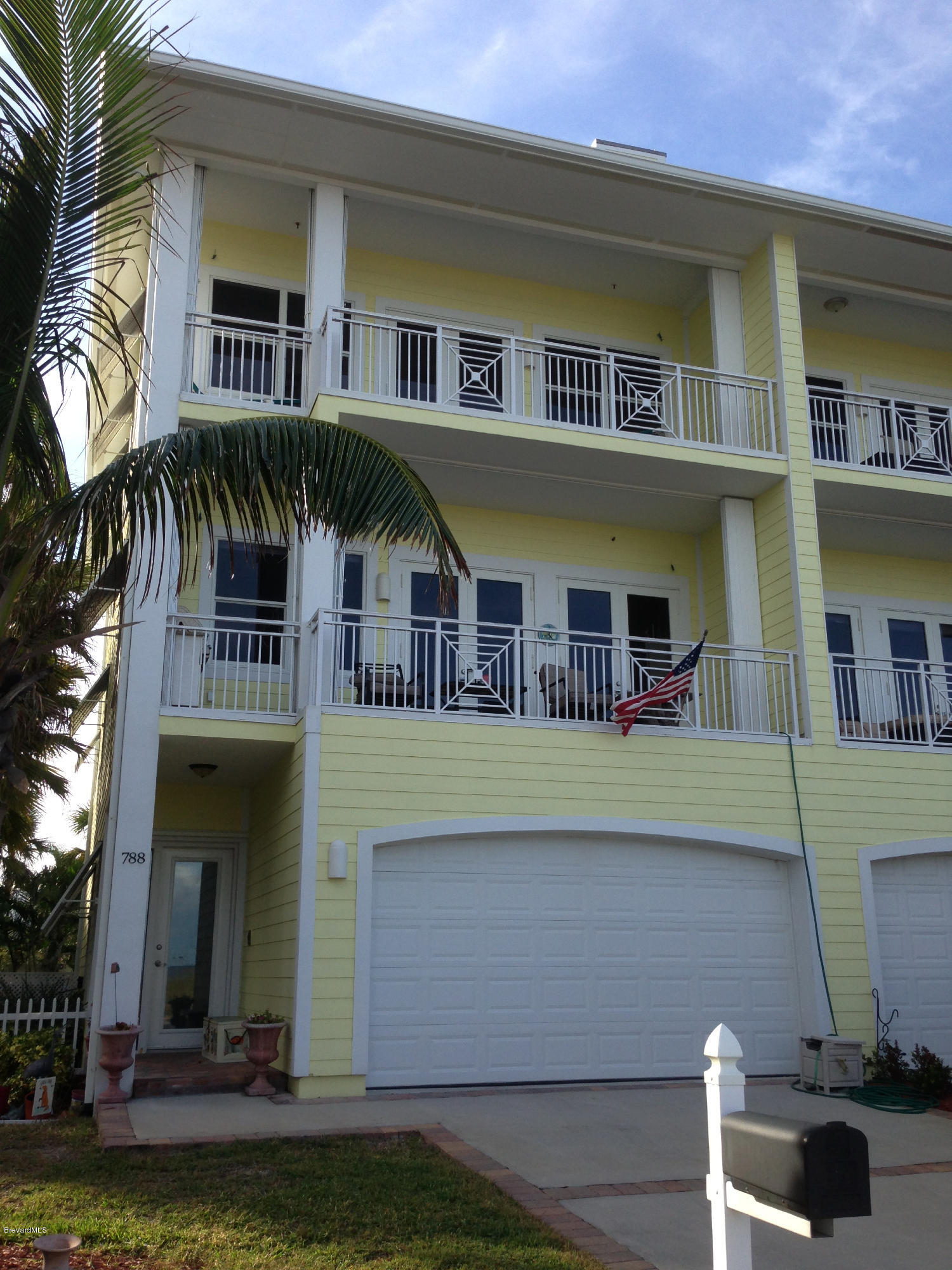 788 Shell Street Satellite Beach, FL 32937 - Photo 2 of 30 2013-11-11 15