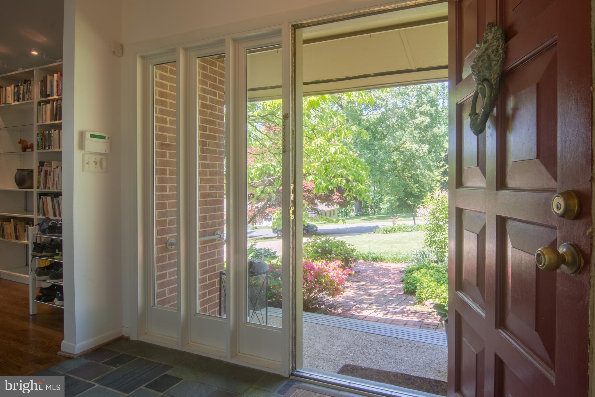 15 Collingwood Road Phoenix, MD 21131 - Photo 4 of 26 ENTRANCE
