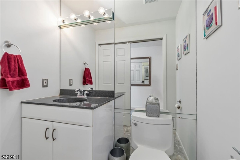 1906 Park Place Springfield, NJ 07081 - Photo 12 of 31