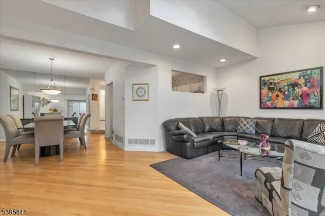 $639,000 | 1906 Park Place, Springfield, NJ 07081