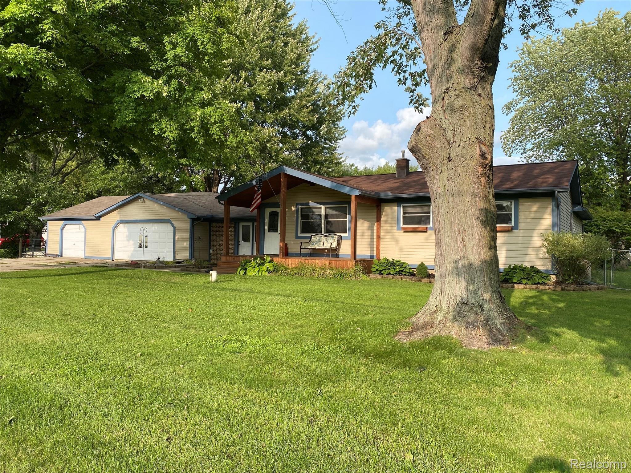 13343 Jennings Road Linden, MI 48451 - Photo 17 of 31 Over 1,800 Sq Ft Ranch, Lake Fenton Schools, No Home Owners Association!