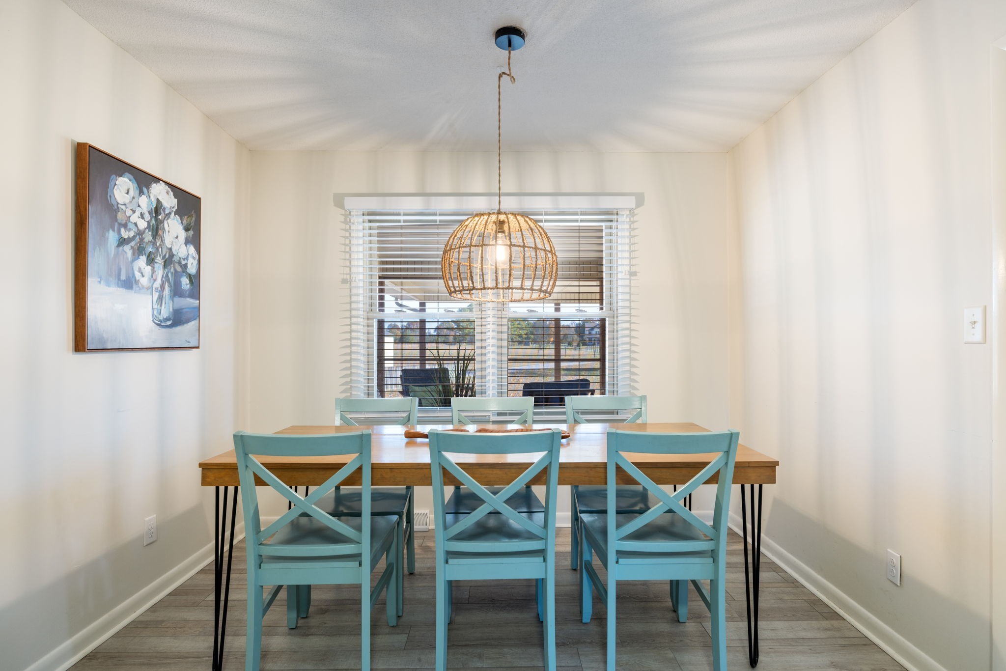 1755 Mc Bride Road Lewisburg, TN 37091 - Photo 24 of 59 a dining room with furniture and window