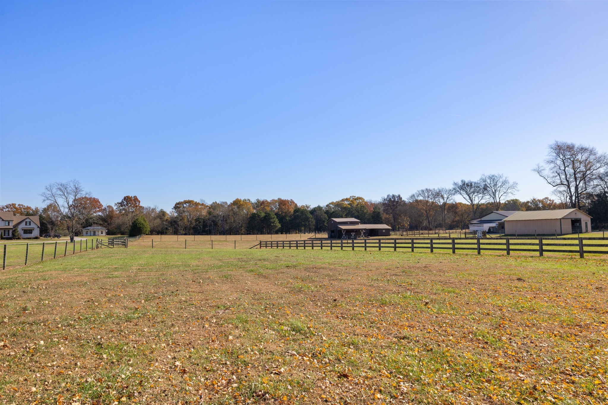 1755 Mc Bride Road Lewisburg, TN 37091 - Photo 58 of 59 a view of a lake with houses in the background