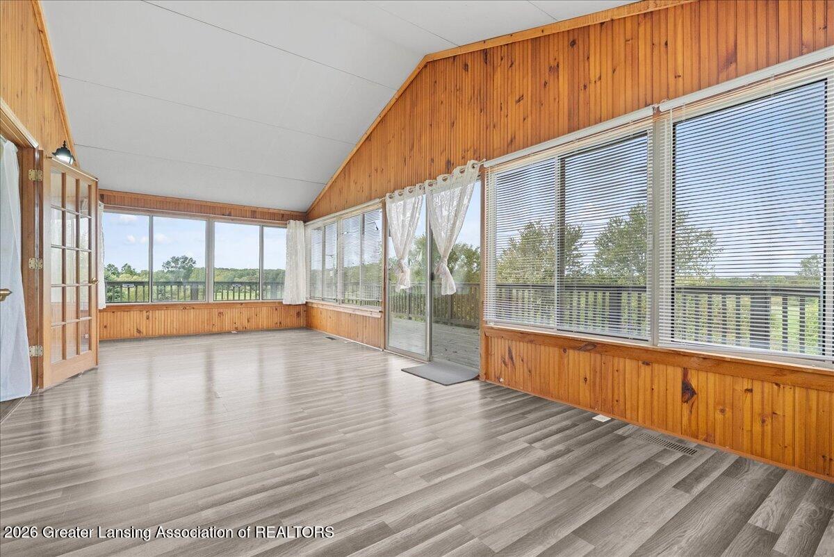 2104 Maurer Road Charlotte, MI 48813 - Photo 25 of 52 32-Media Jett -30