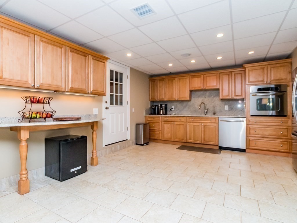 113 Mill Street Middleton, MA 01949 - Photo 26 of 38