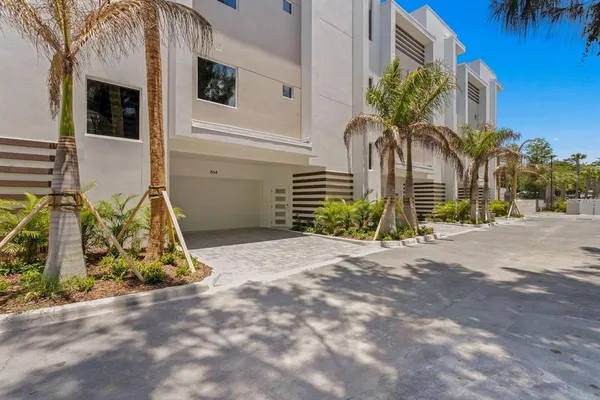 $1,950,000 | 864 North Osceola Avenue, Clearwater, FL 33755