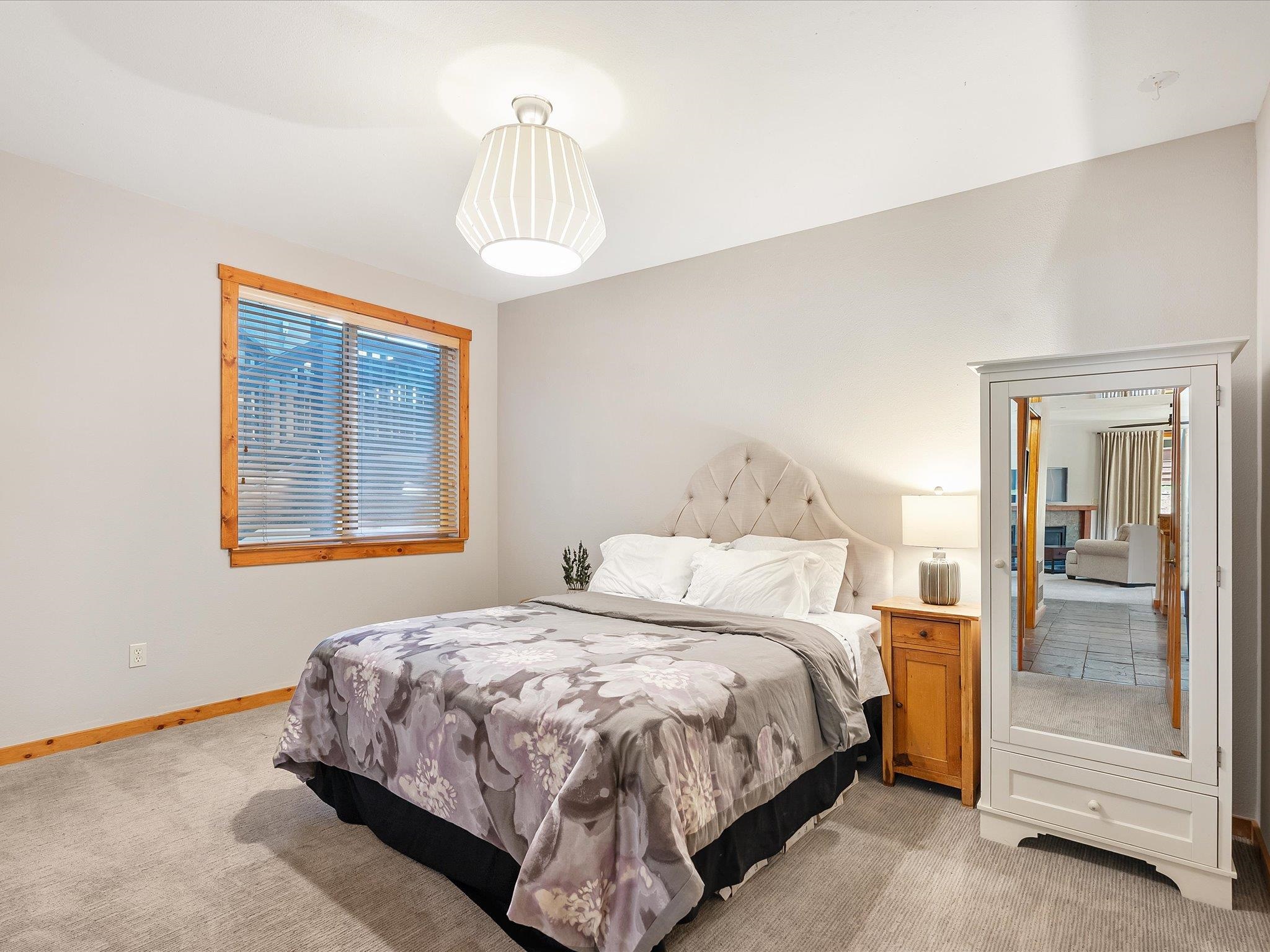 10620 Boulders Road Truckee, CA 96161 - Photo 16 of 28 Gallery Image 16