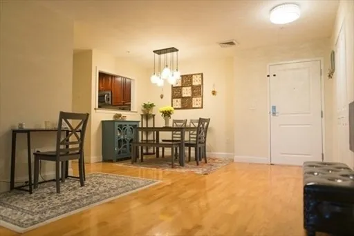 $3,650 | 318 Rindge Avenue, Unit 314, Cambridge, MA 02140