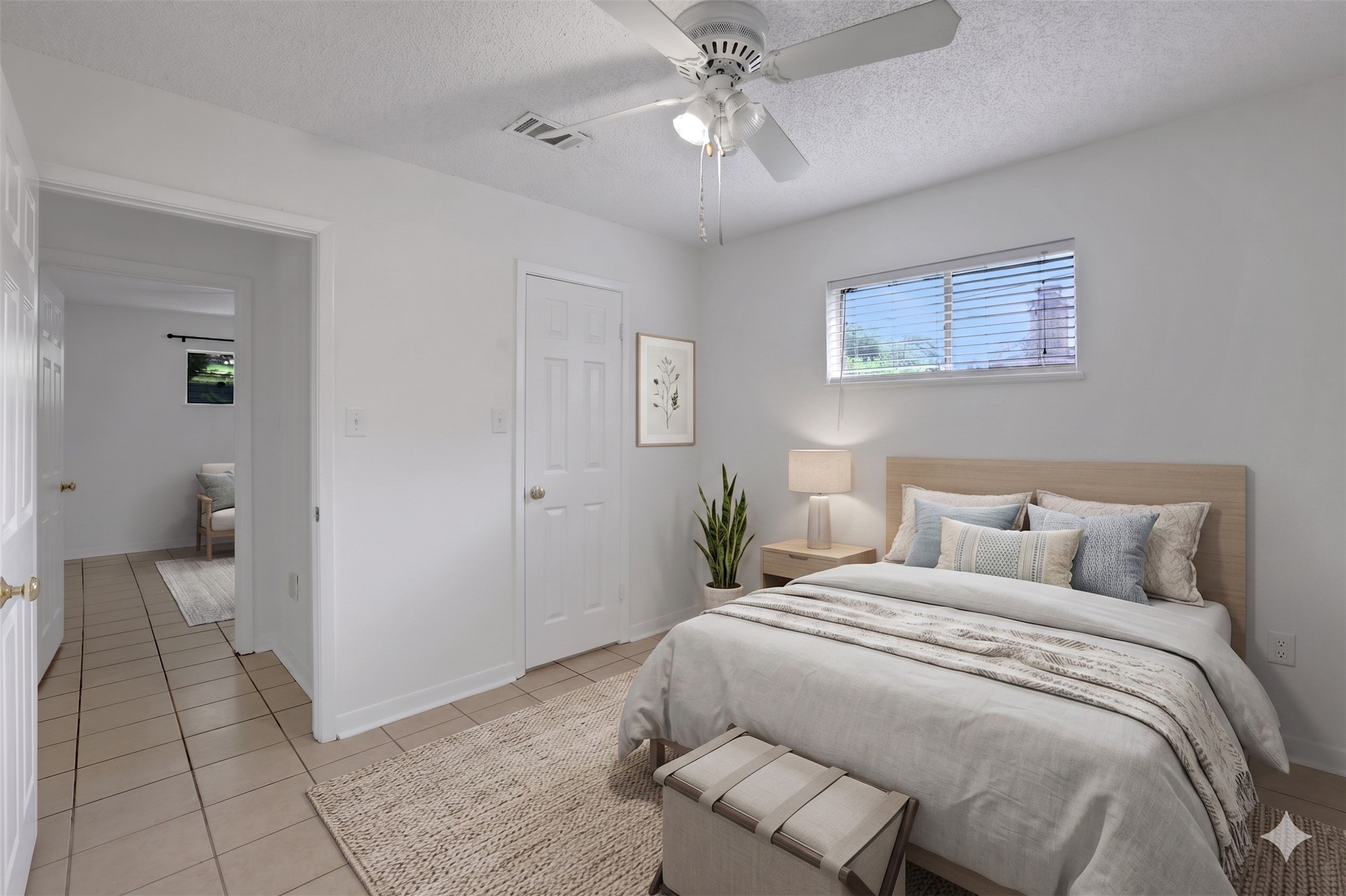 113 Hillendale Street Livingston, TX 77351 - Photo 23 of 36 VIRTUALLY STAGED - guest bedroom 2