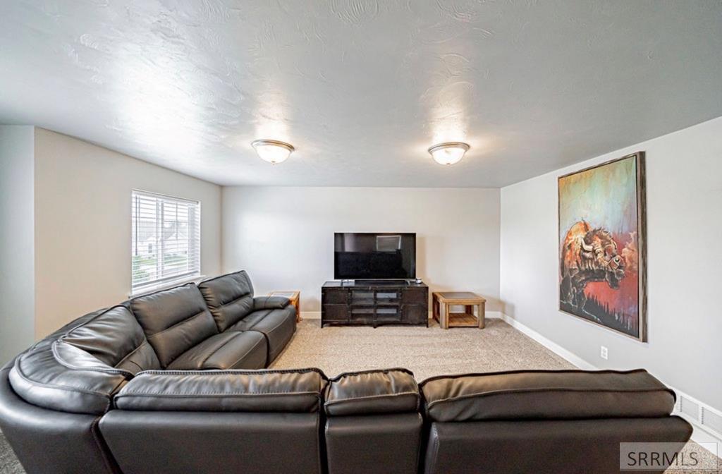 334 Church Street Ammon, ID 83401 - Photo 40 of 55