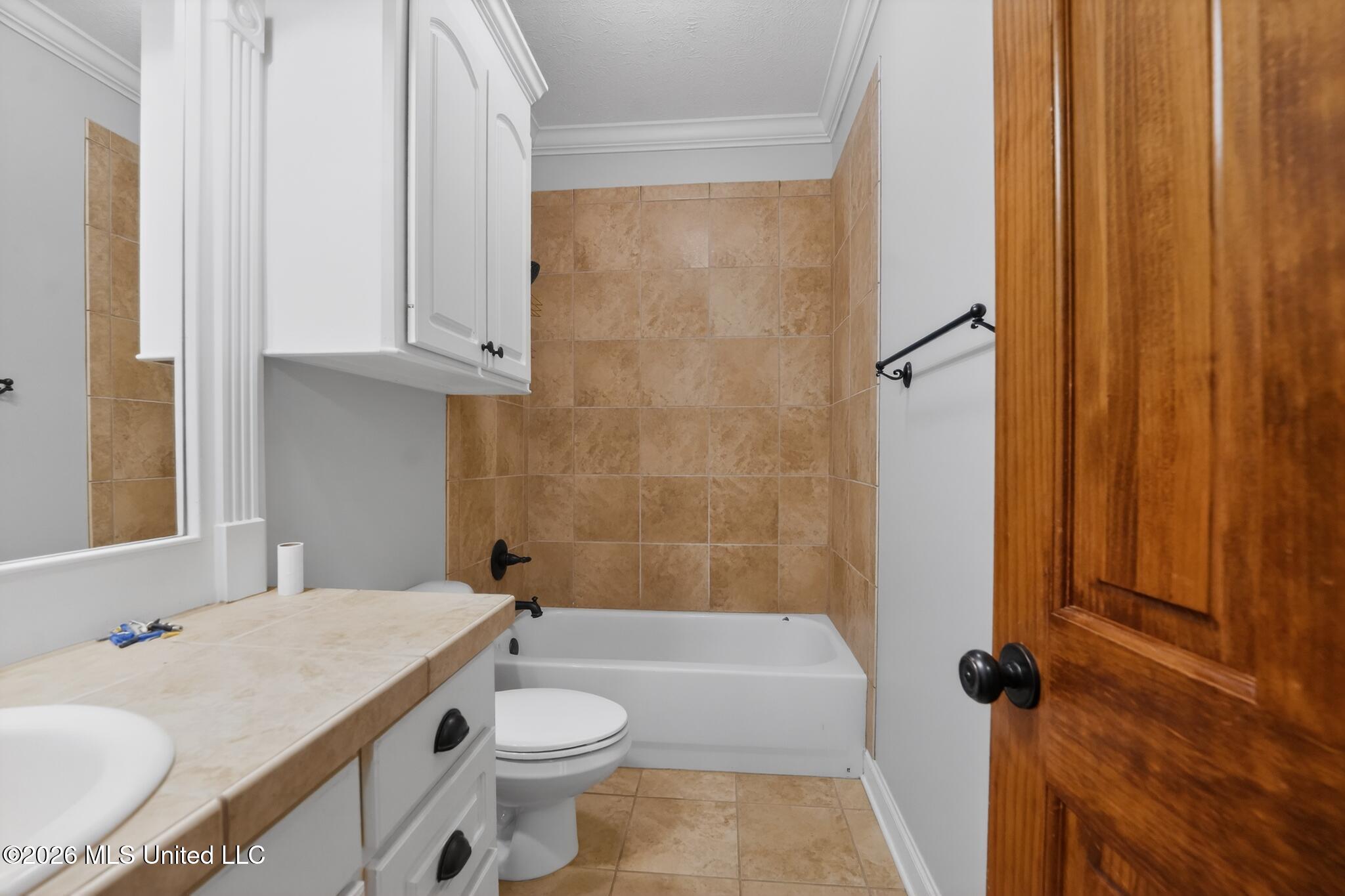 308 Turtle Hollow Brandon, MS 39047 - Photo 33 of 40 29_308_Turtle_Hollow-Bathroom-8087