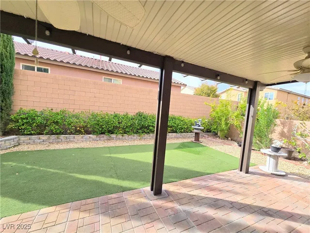 $2,450 | 10855 Casco Bay Street, Las Vegas, NV 89179