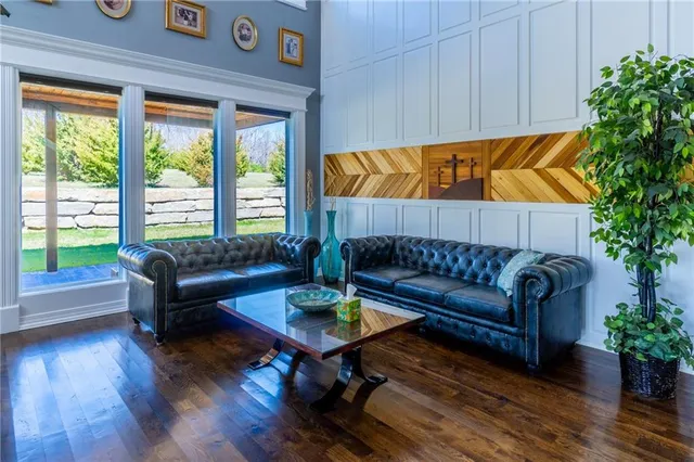 $1,100,000 | 9016 Southeast 69th Highway, Cameron, MO 64429