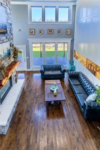 $1,100,000 | 9016 Southeast 69th Highway, Cameron, MO 64429