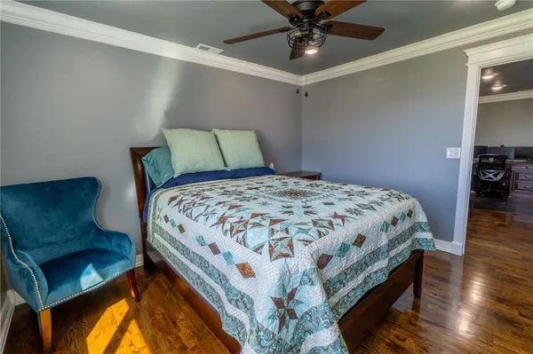 $995,000 | 9016 Southeast 69th Highway, Cameron, MO 64429