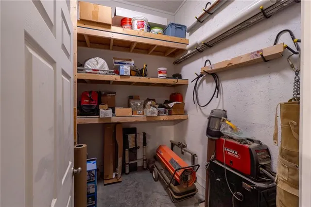 $1,100,000 | 9016 Southeast 69th Highway, Cameron, MO 64429