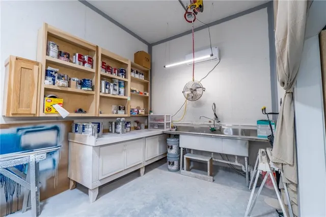 $1,100,000 | 9016 Southeast 69th Highway, Cameron, MO 64429