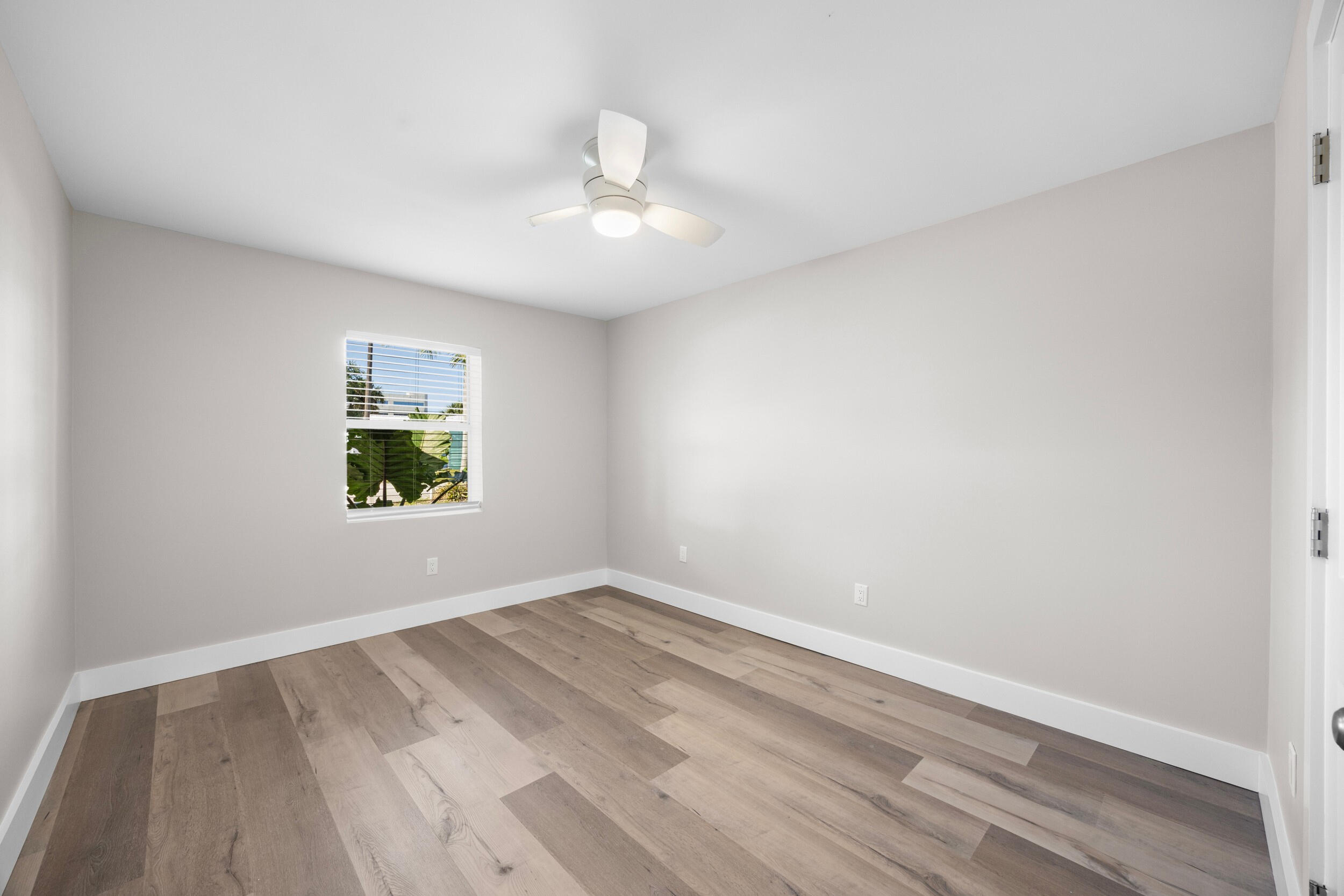 143 East 23rd Street Riviera Beach, FL 33404 - Photo 19 of 30 front bedroom