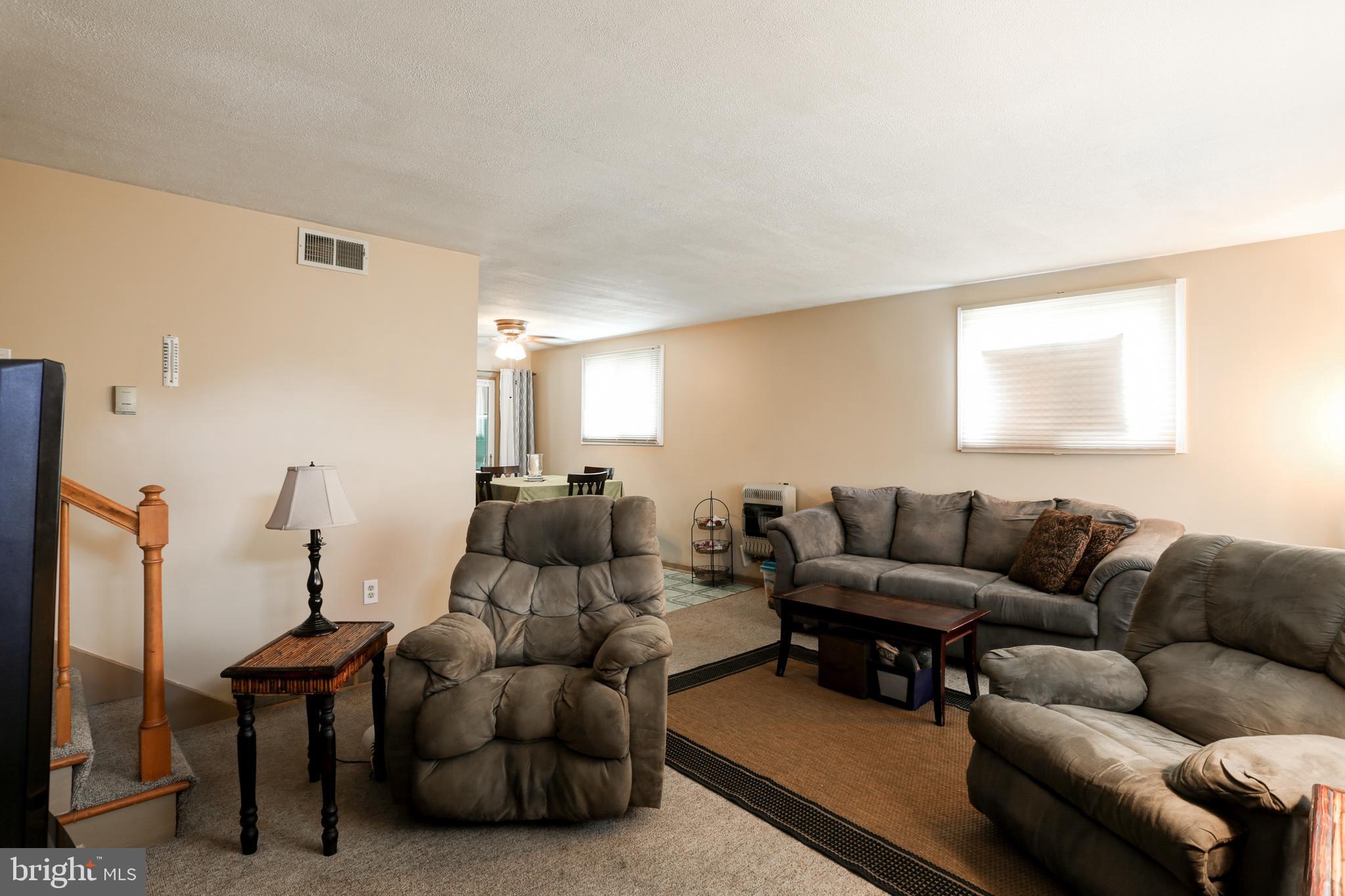 4353 Highland Road Elizabethtown, PA 17022 - Photo 4 of 31 Gallery Image 4