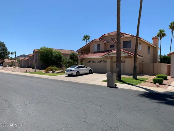 $3,395 | 6283 West Lone Cactus Drive, Glendale, AZ 85308