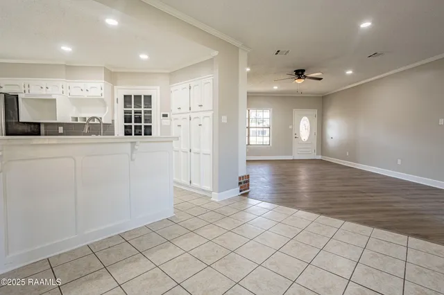 $230,000 | 135 Pleasant View Drive, Lafayette, LA 70503