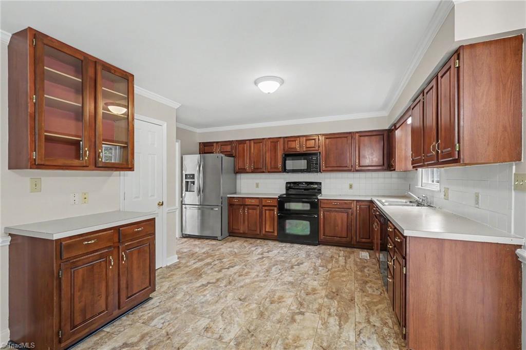 7060 Bridgewood Road Clemmons, NC 27012 - Photo 9 of 31