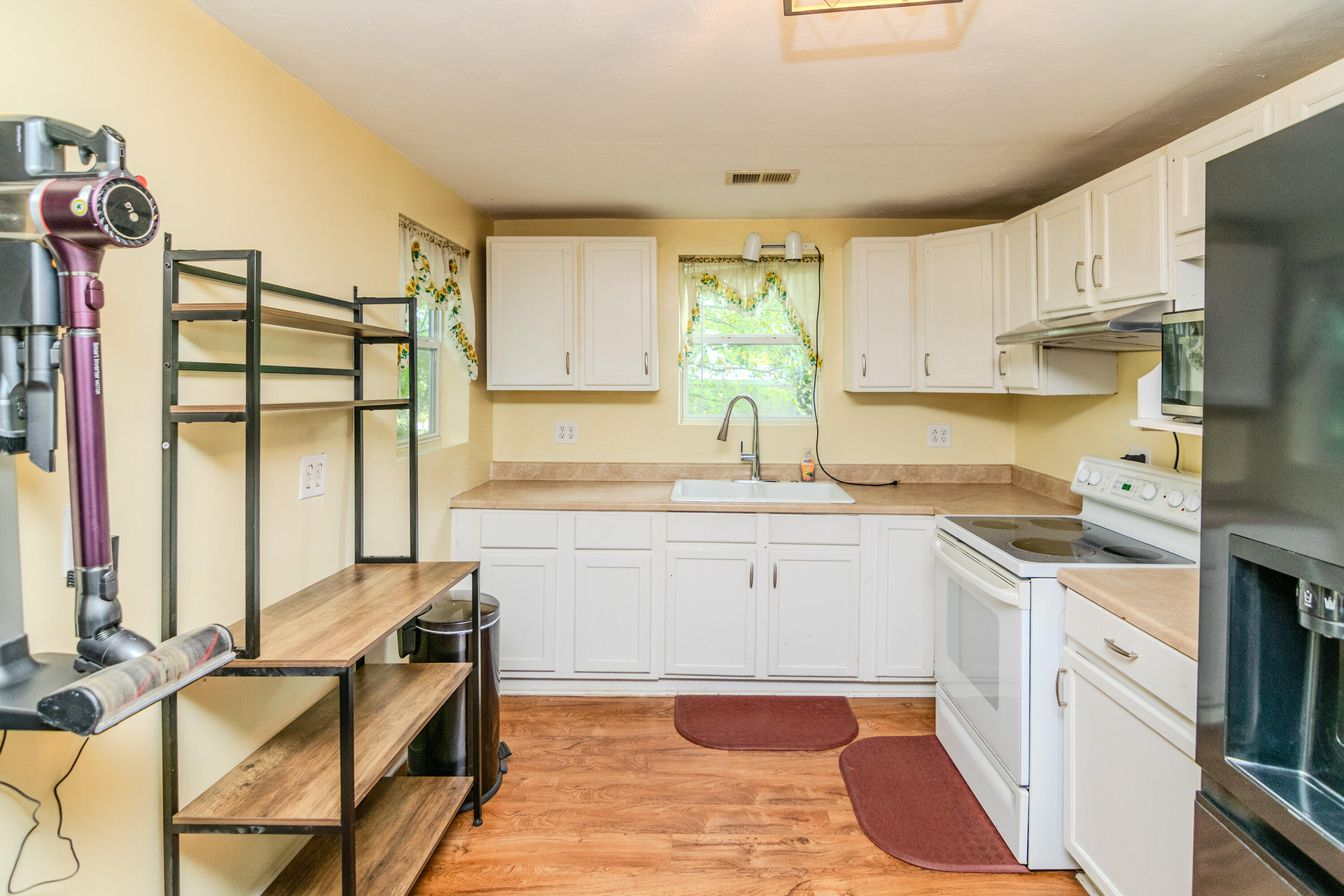 117 Carey Road Russell Springs, KY 42642 - Photo 2 of 25 117Carey-0148