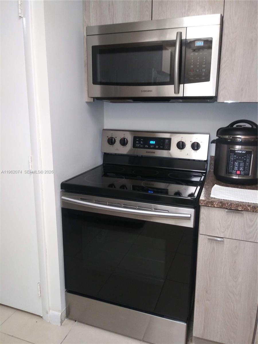 4172 Inverrary Drive, Unit 310 Lauderhill, FL 33319 - Photo 3 of 11